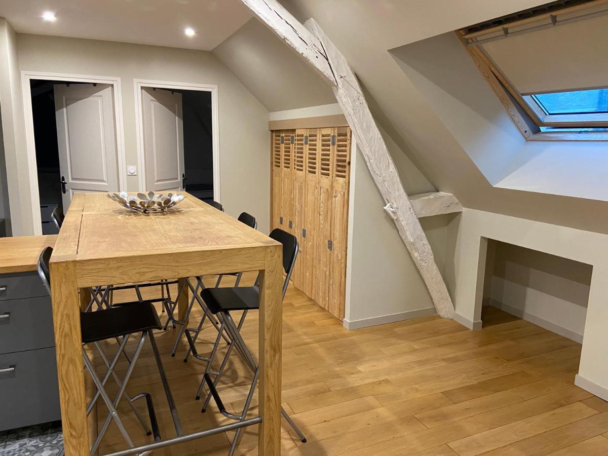 Appartement Du Chateau De La Caillerie Avoine 外观 照片